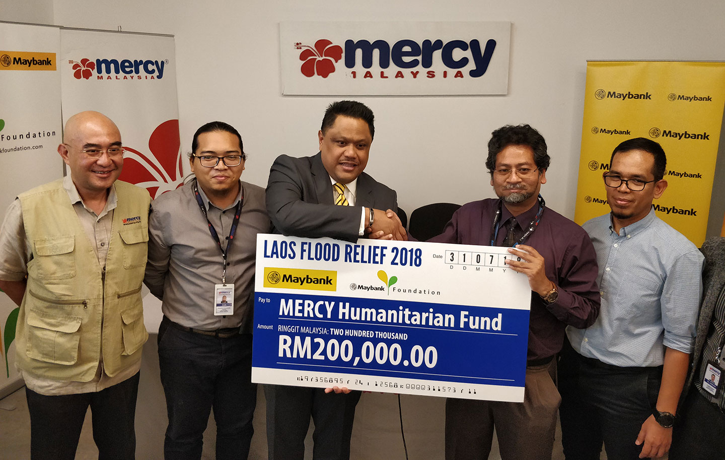 Maybank Donates RM 200,000 to Laos Flood Relief